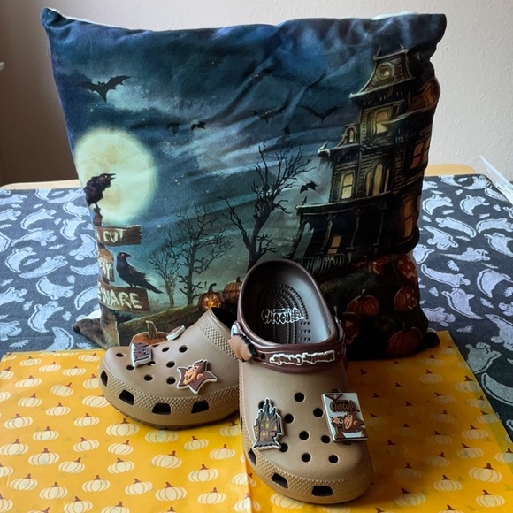 🧛♂️ CROCS COUNT CHOCULA CLASSIC CLOG 🧛♂️ NWT 🧛♂️ - Picture 8 of 16